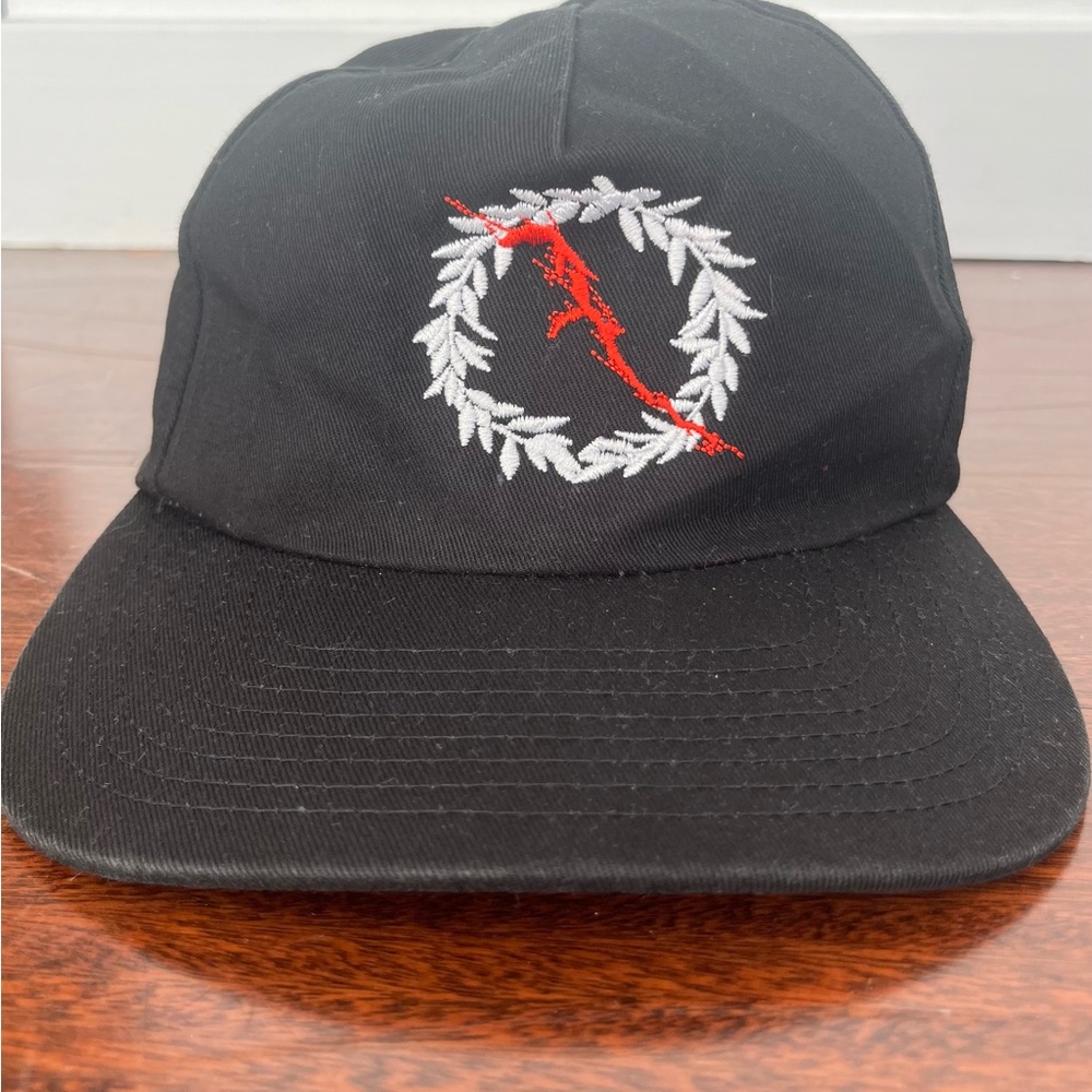 Queens Of The Stone Age The End Is Nero Unisex Black And Red Baseball Hat